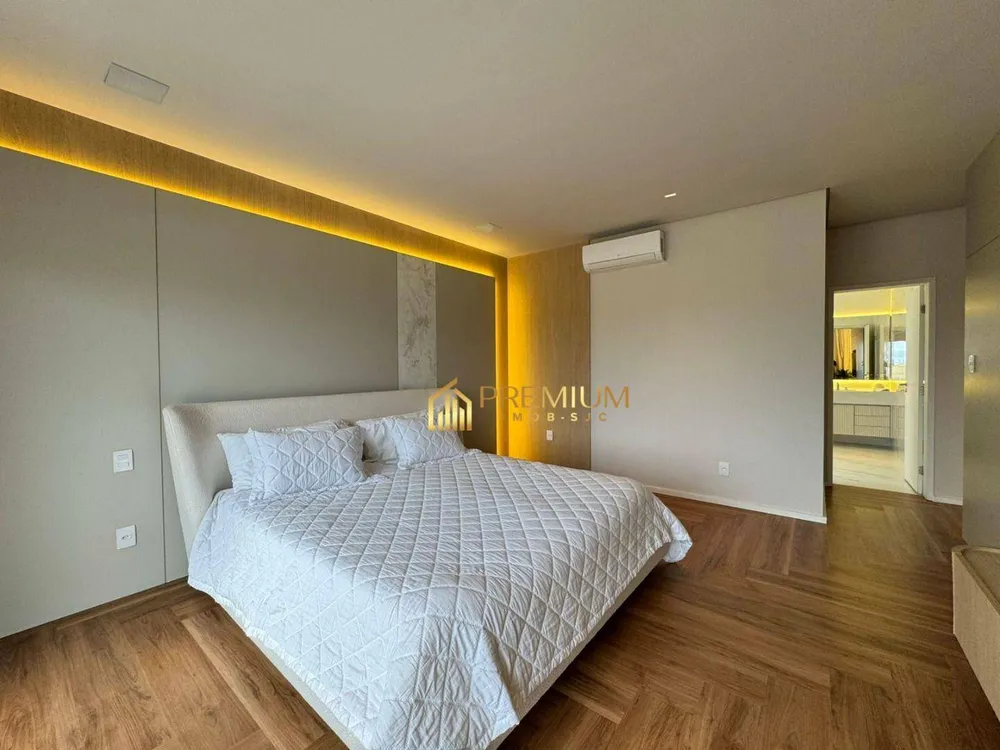 Sobrado, 5 quartos, 408 m² - Foto 1
