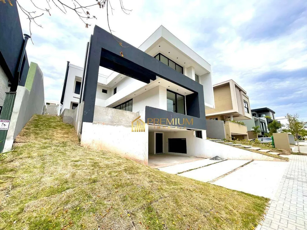 Sobrado, 4 quartos, 505 m² - Foto 1