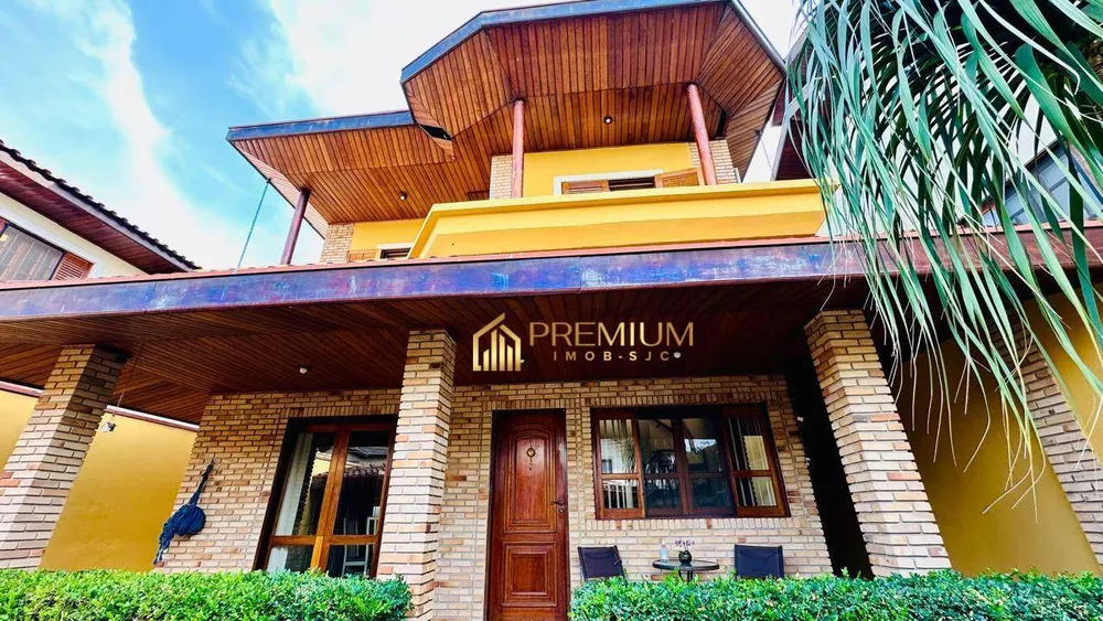 Sobrado, 3 quartos, 220 m² - Foto 1