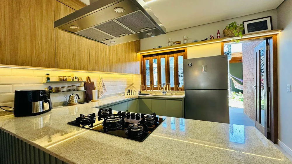Casa, 2 quartos, 220 m² - Foto 2