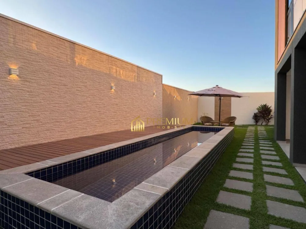 Casa, 3 quartos, 263 m² - Foto 2