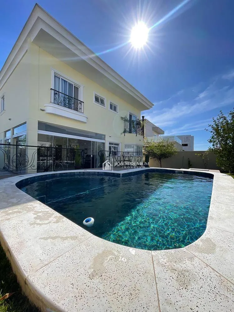 Sobrado, 4 quartos, 380 m² - Foto 1