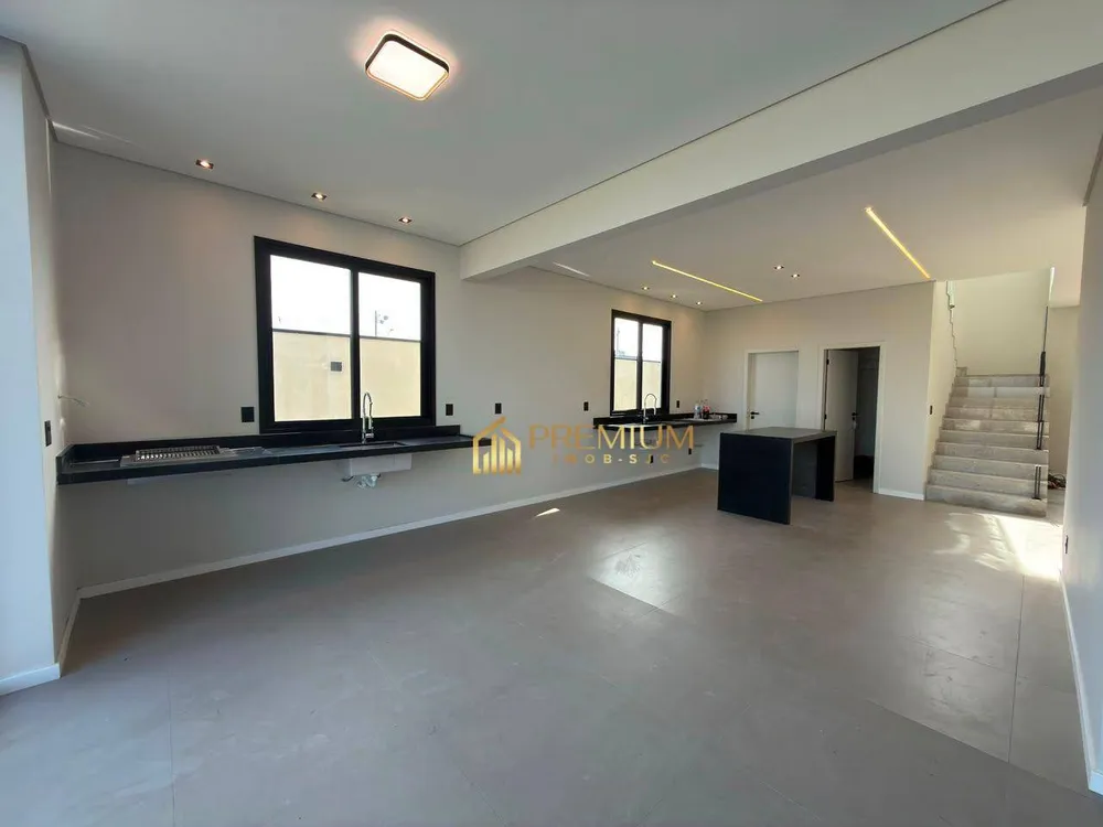 Sobrado, 4 quartos, 290 m² - Foto 3