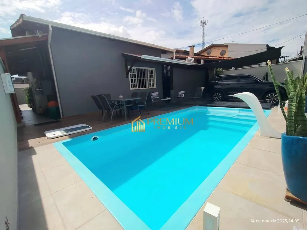 Casa, 3 quartos, 190 m² - Foto 1
