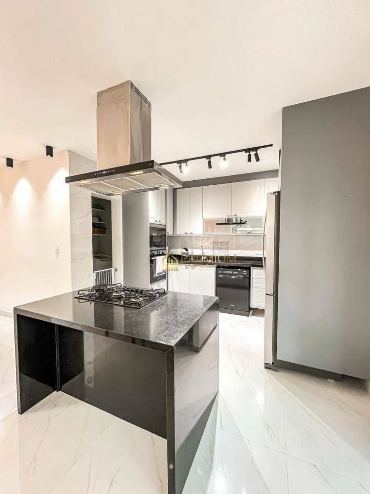 Sobrado, 4 quartos, 340 m² - Foto 7