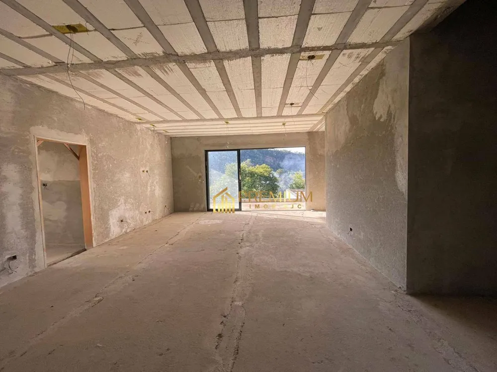 Sobrado, 4 quartos, 477 m² - Foto 1