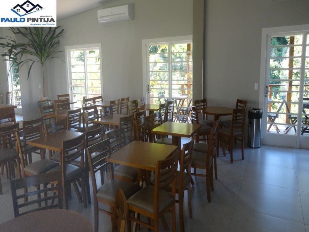 Casa à venda com 3 quartos, 120m² - Foto 3