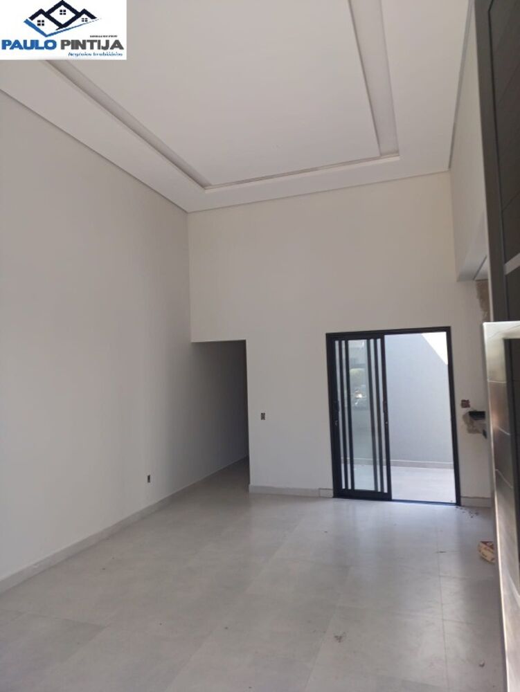 Casa à venda com 3 quartos, 120m² - Foto 1