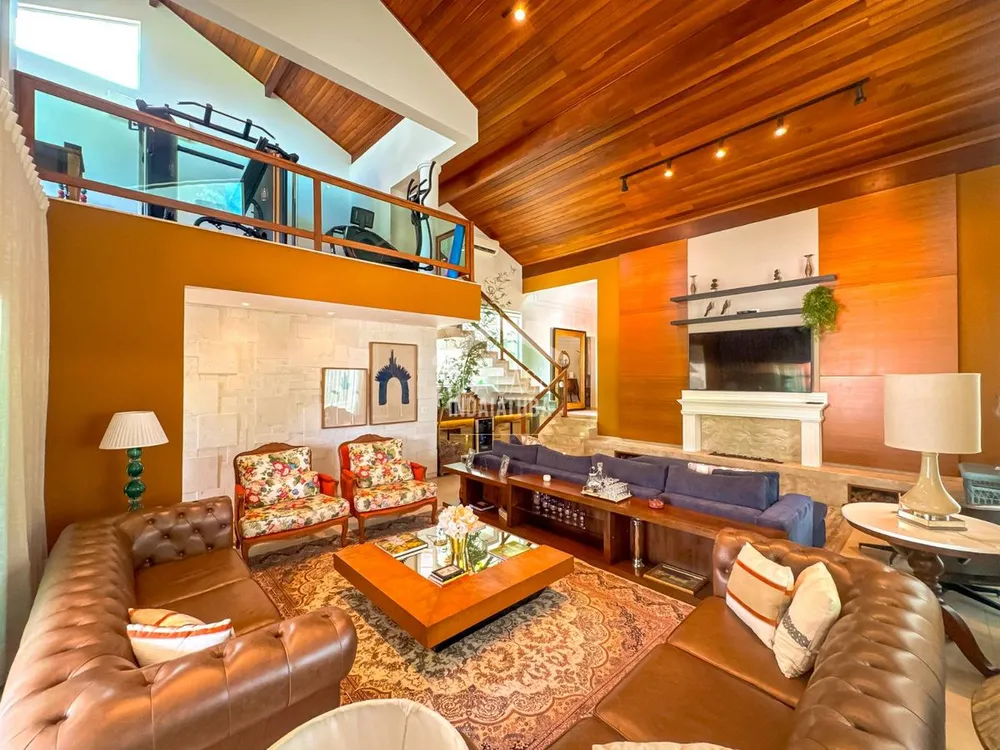 Chácara, 4 quartos, 730 m² - Foto 2