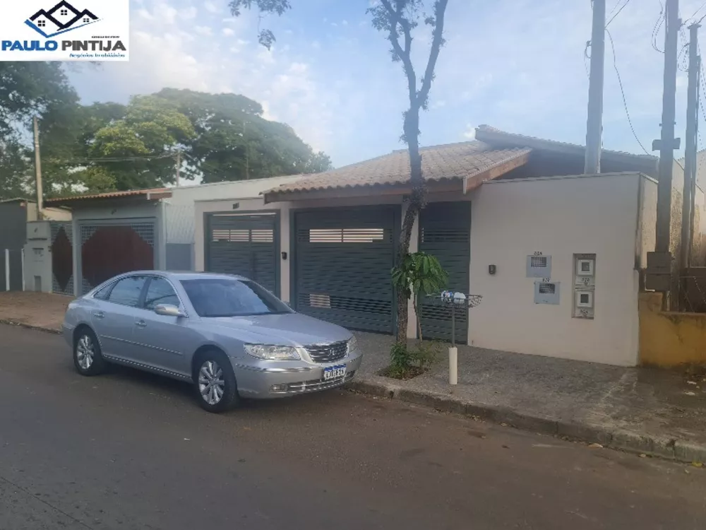 Casa à venda com 4 quartos, 204m² - Foto 2