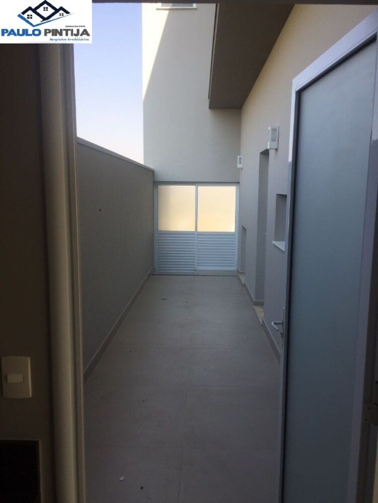 Casa para alugar com 4 quartos, 360m² - Foto 2