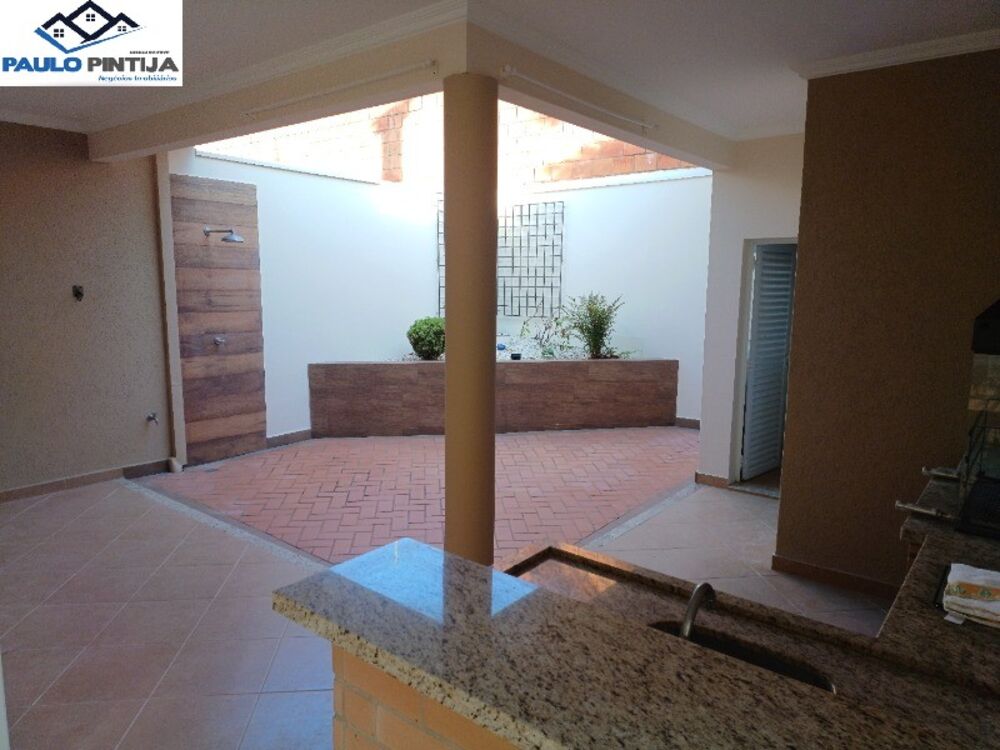 Casa à venda e aluguel com 3 quartos, 286m² - Foto 2