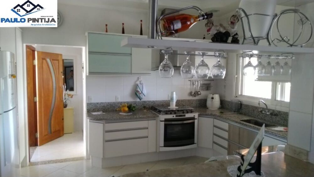 Chácara à venda com 4 quartos, 426m² - Foto 2