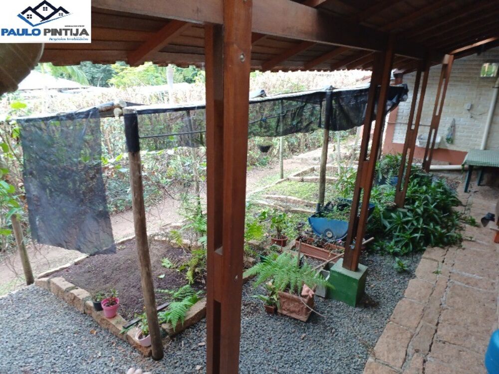 Chácara à venda com 3 quartos, 206m² - Foto 4