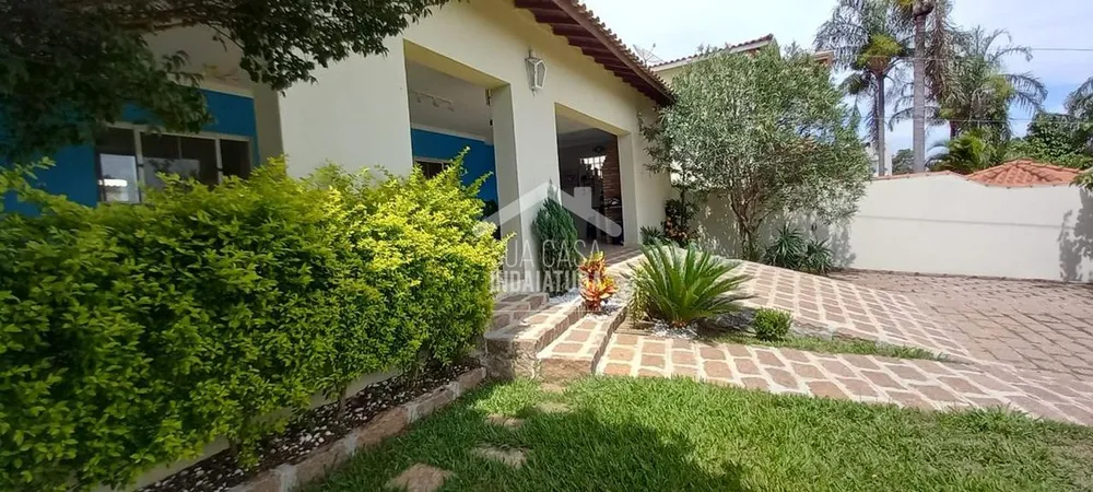 Chácara, 3 quartos, 195 m² - Foto 1