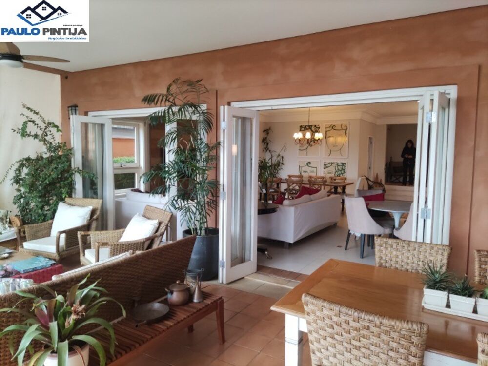 Casa para alugar com 6 quartos, 391m² - Foto 2