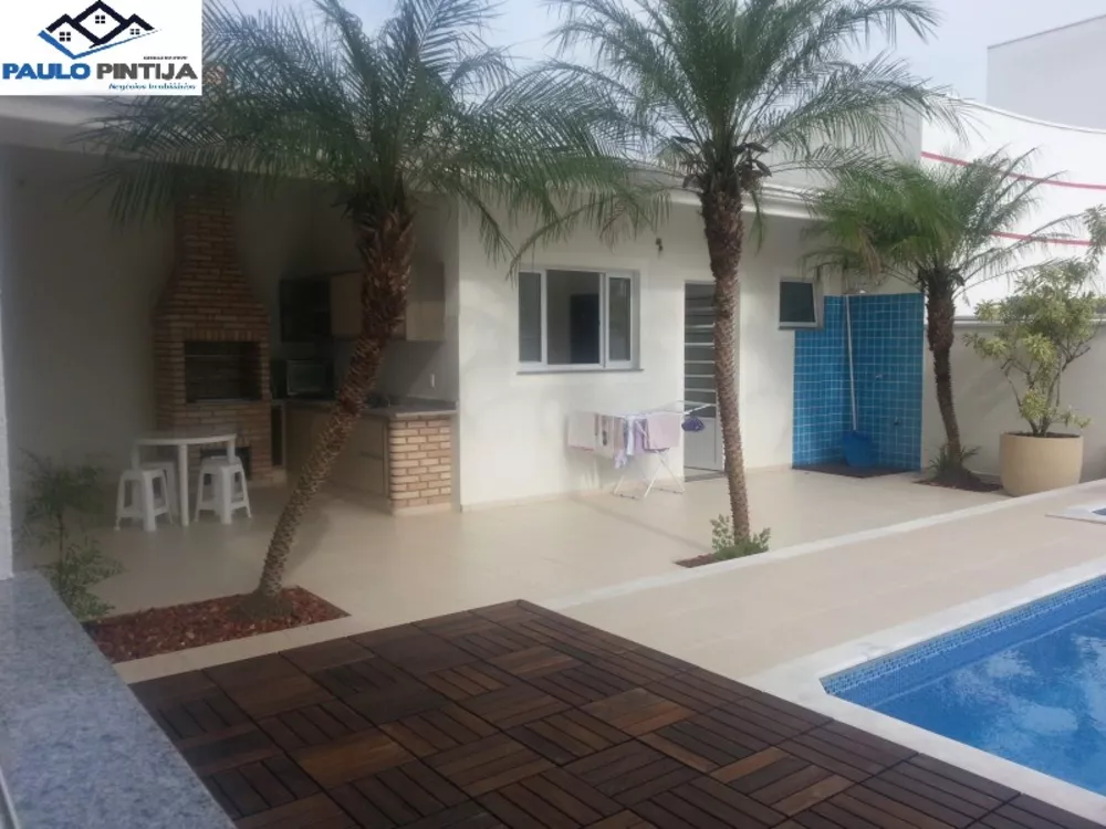 Casa à venda com 4 quartos, 350m² - Foto 1