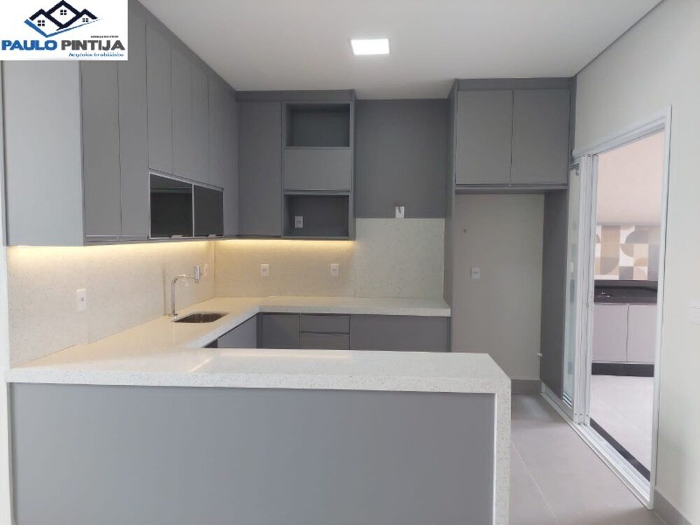 Casa à venda com 3 quartos, 160m² - Foto 2