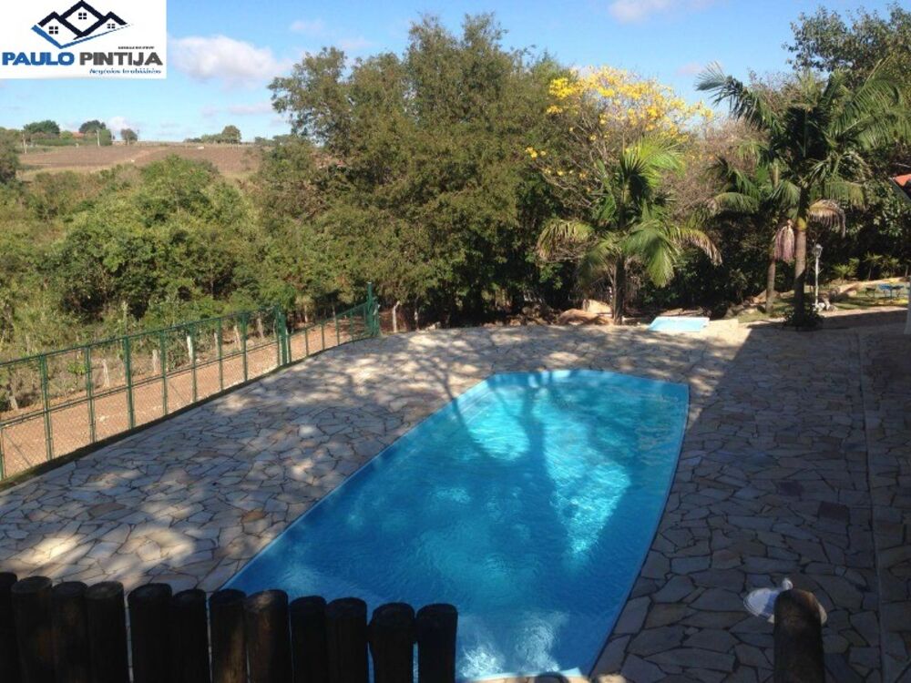 Sítio à venda com 8 quartos, 1200m² - Foto 1
