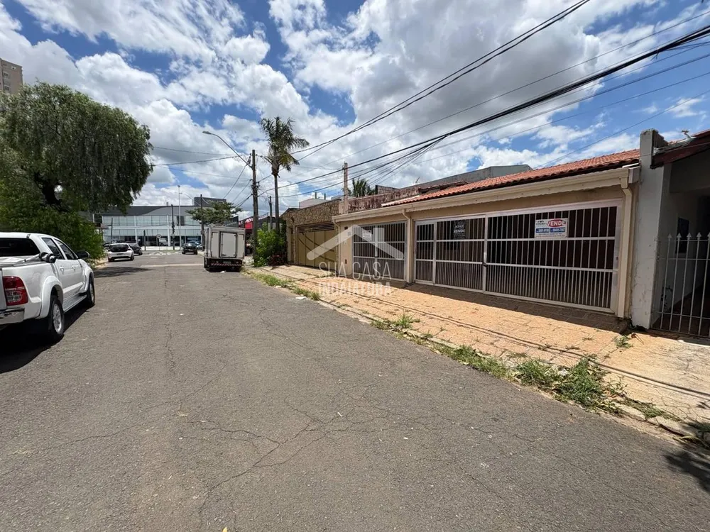 Casa, 3 quartos, 199 m² - Foto 1