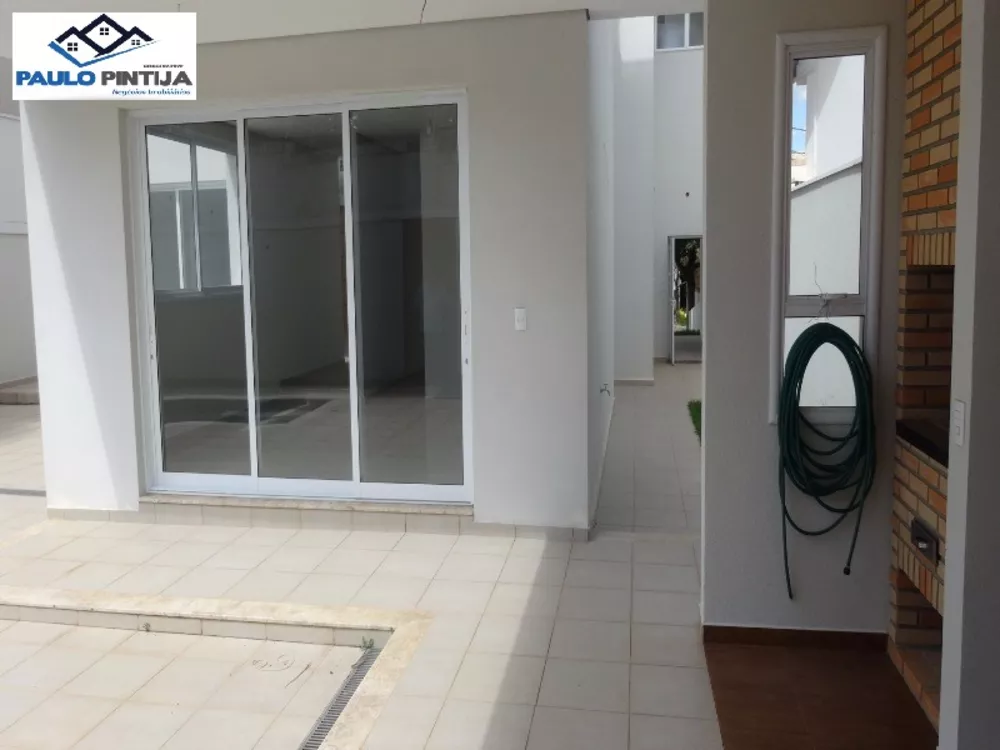 Casa à venda com 3 quartos, 326m² - Foto 5