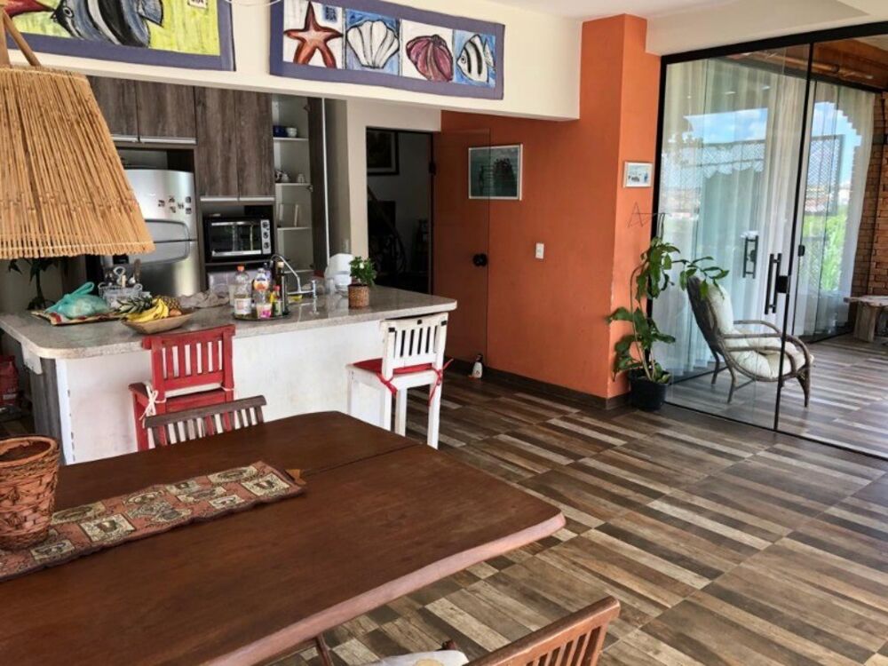 Chácara à venda com 3 quartos, 346m² - Foto 1