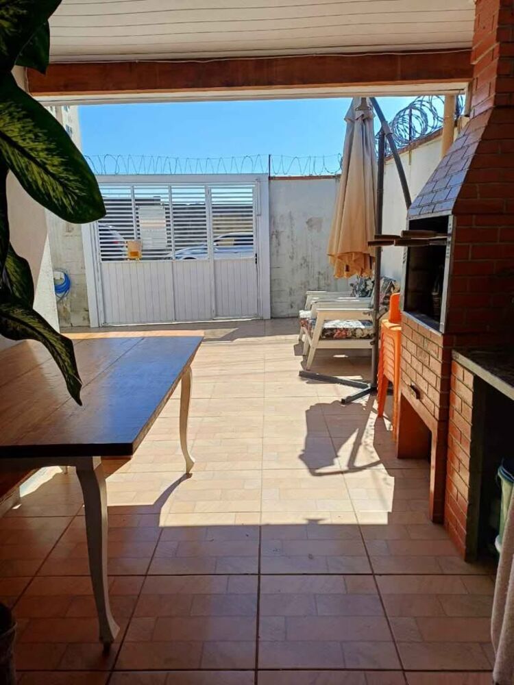 Casa, 2 quartos, 100 m² - Foto 2