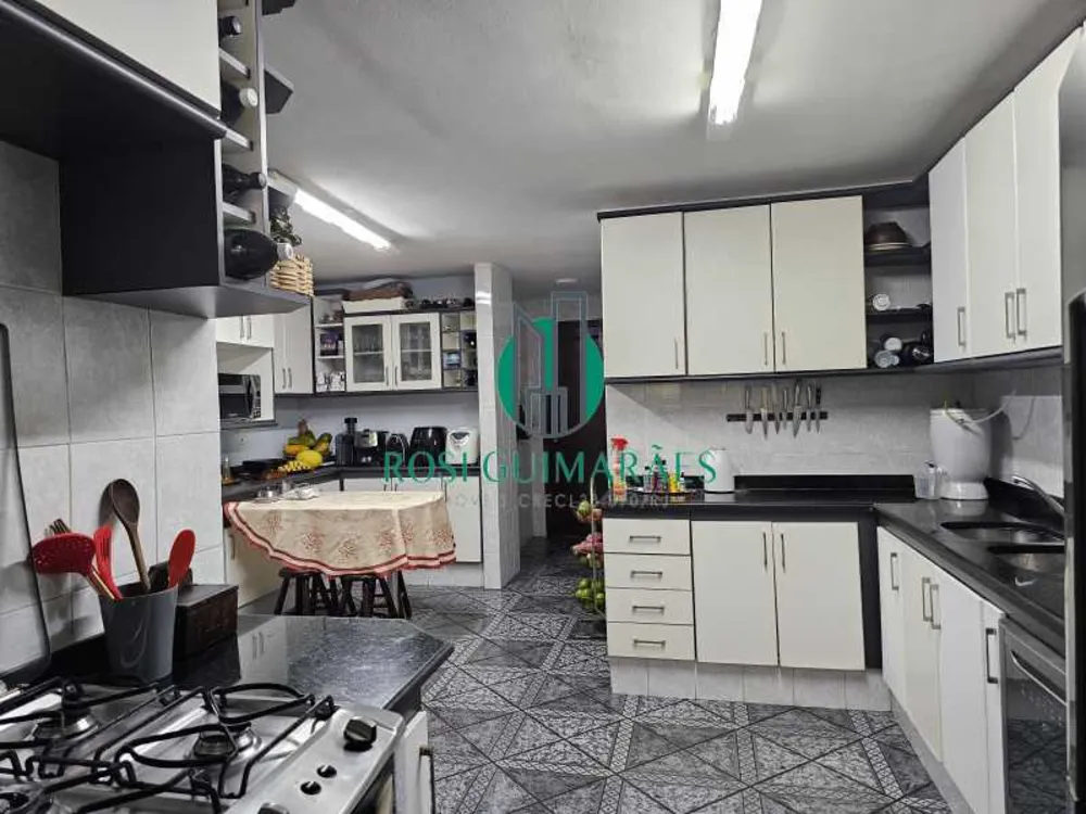 Apartamento, 4 quartos, 225 m² - Foto 1
