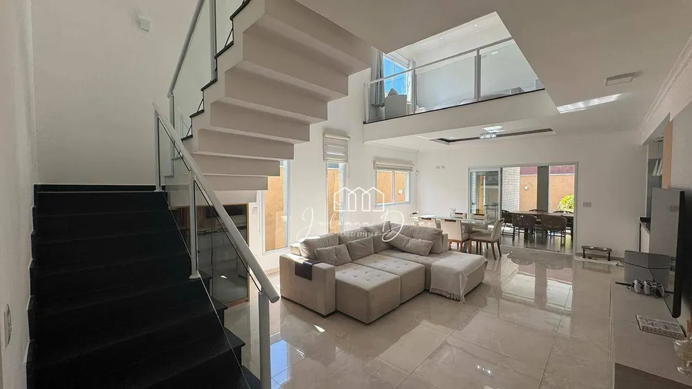 Sobrado, 3 quartos, 307 m² - Foto 4