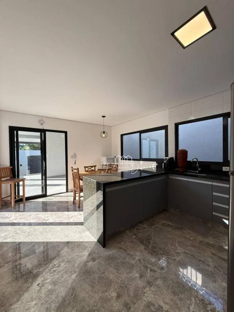 Sobrado, 3 quartos, 234 m² - Foto 3