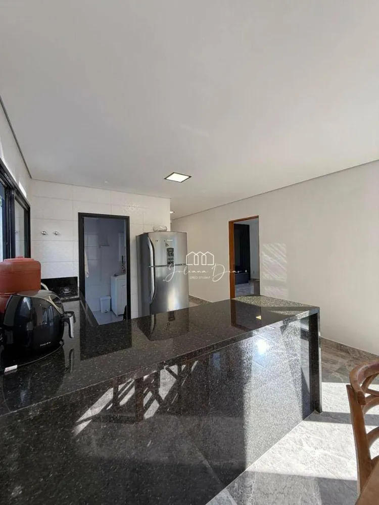 Sobrado, 3 quartos, 234 m² - Foto 1