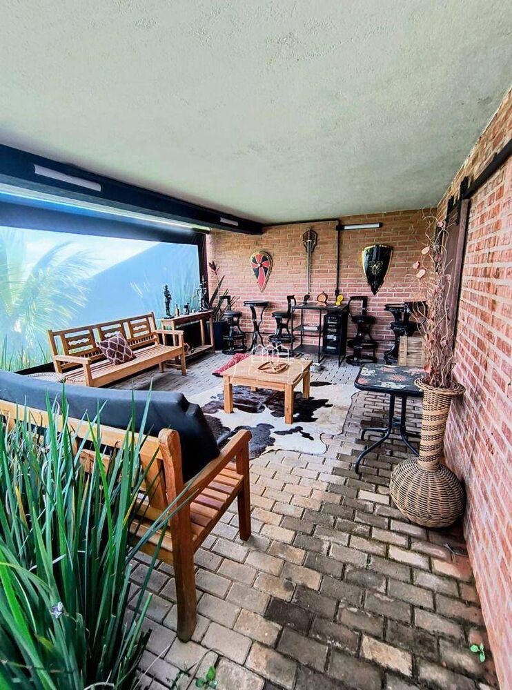Sobrado, 3 quartos, 246 m² - Foto 3