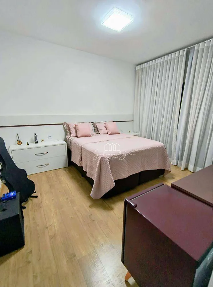 Sobrado, 3 quartos, 246 m² - Foto 14