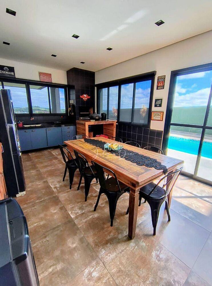 Sobrado, 3 quartos, 246 m² - Foto 2
