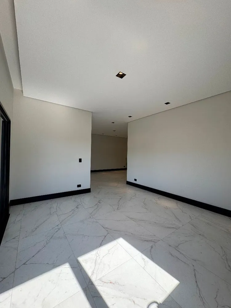 Sobrado, 5 quartos, 347 m² - Foto 1