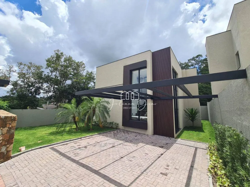 Sobrado, 3 quartos, 223 m² - Foto 1