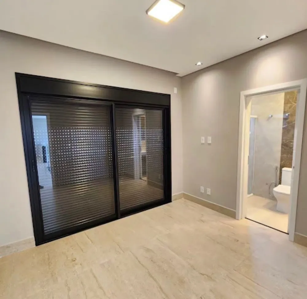 Sobrado, 3 quartos, 297 m² - Foto 1