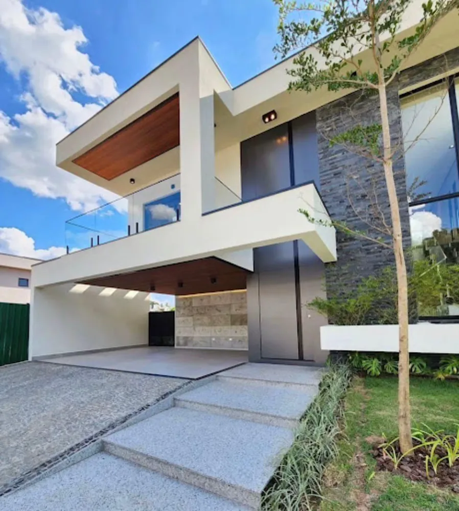 Sobrado, 3 quartos, 297 m² - Foto 1