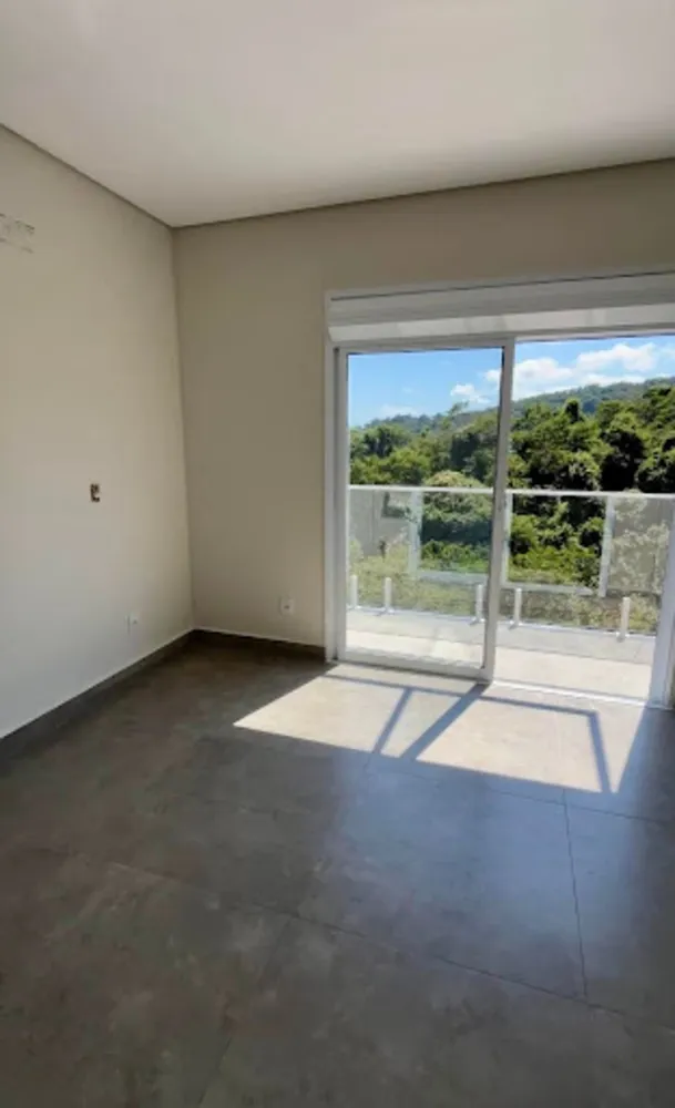 Sobrado, 4 quartos, 286 m² - Foto 1