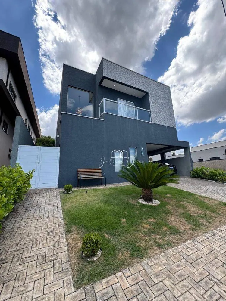 Sobrado, 4 quartos, 257 m² - Foto 1