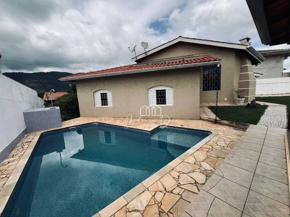 Casa, 4 quartos, 200 m² - Foto 1
