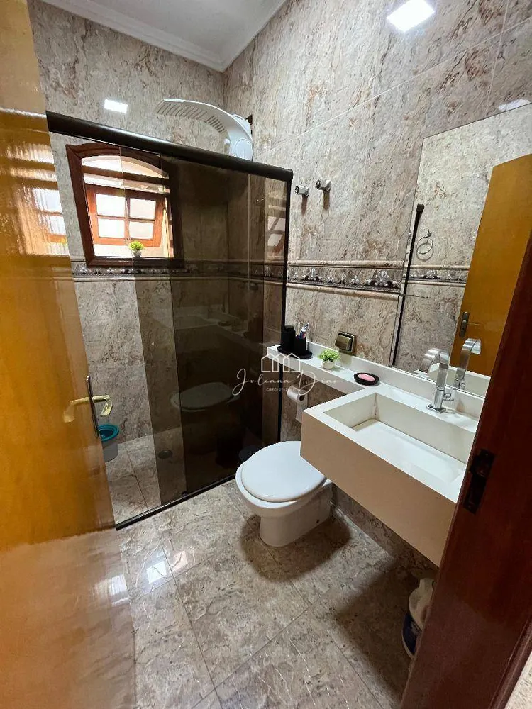 Sobrado, 3 quartos, 177 m² - Foto 2