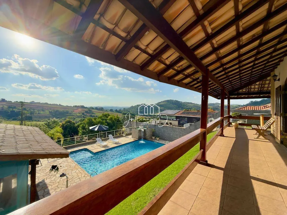 Chácara, 3 quartos, 1033 m² - Foto 2