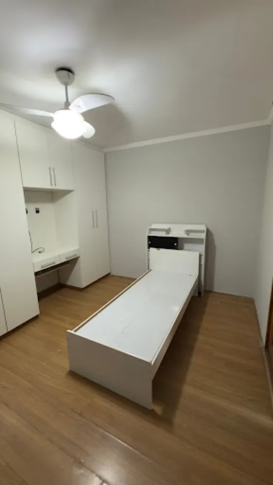 Casa, 3 quartos, 236 m² - Foto 1