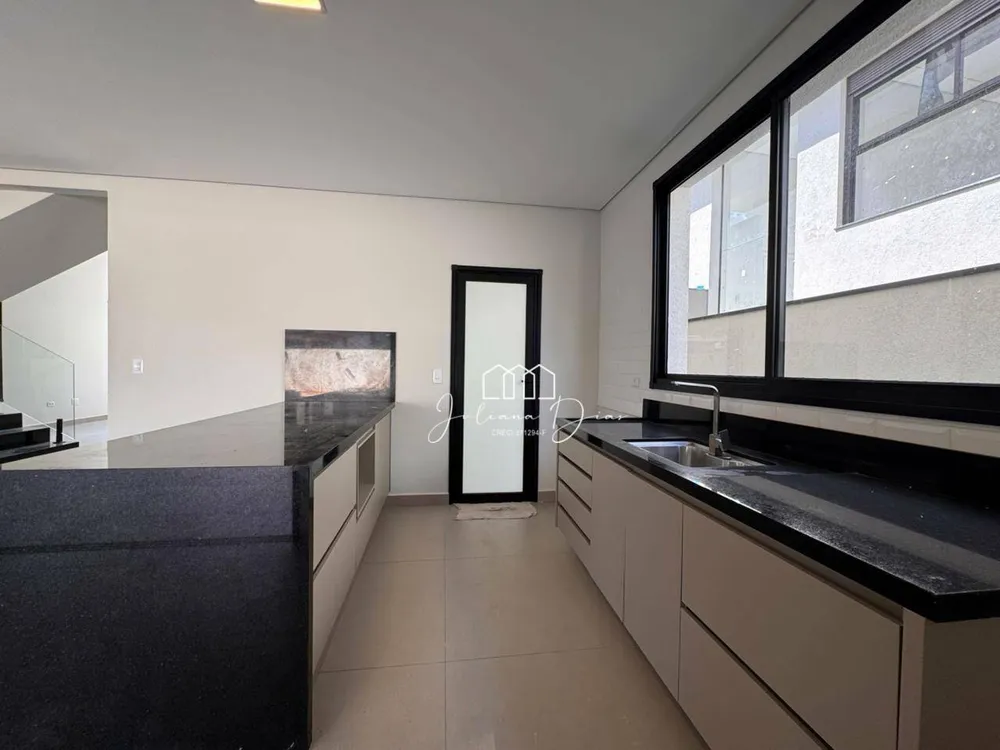 Sobrado, 3 quartos, 266 m² - Foto 4