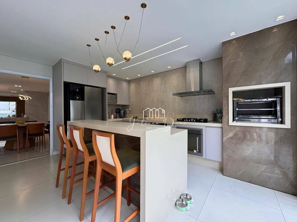 Sobrado, 3 quartos, 260 m² - Foto 1