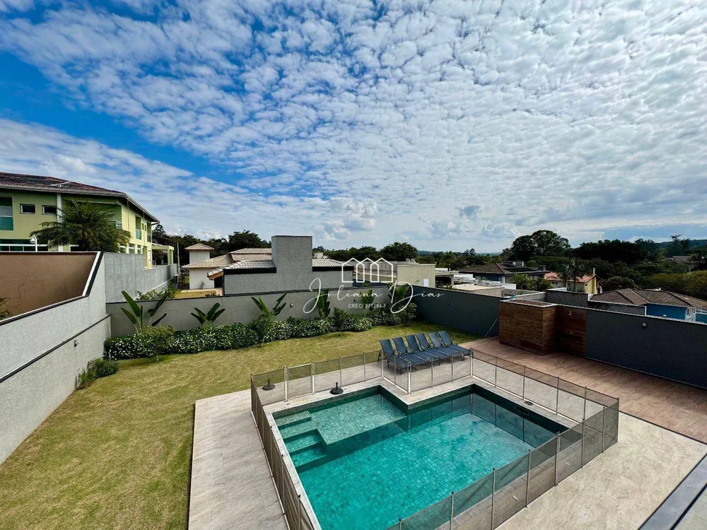 Sobrado, 4 quartos, 341 m² - Foto 1