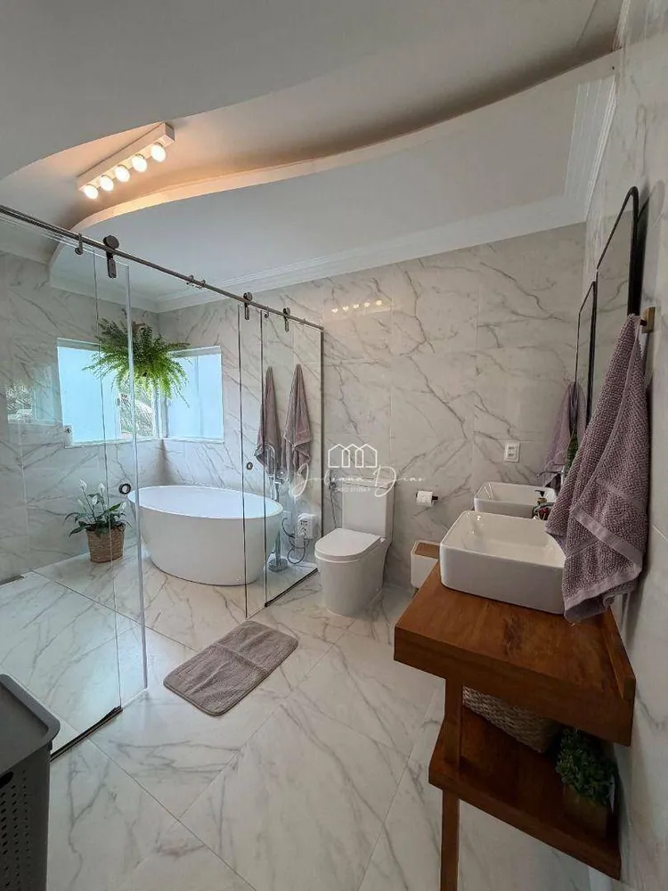 Sobrado, 3 quartos, 230 m² - Foto 3