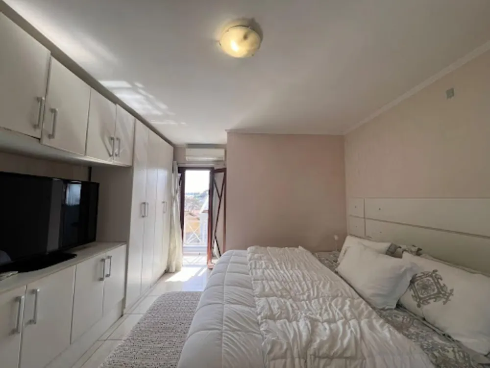 Casa, 3 quartos, 180 m² - Foto 3