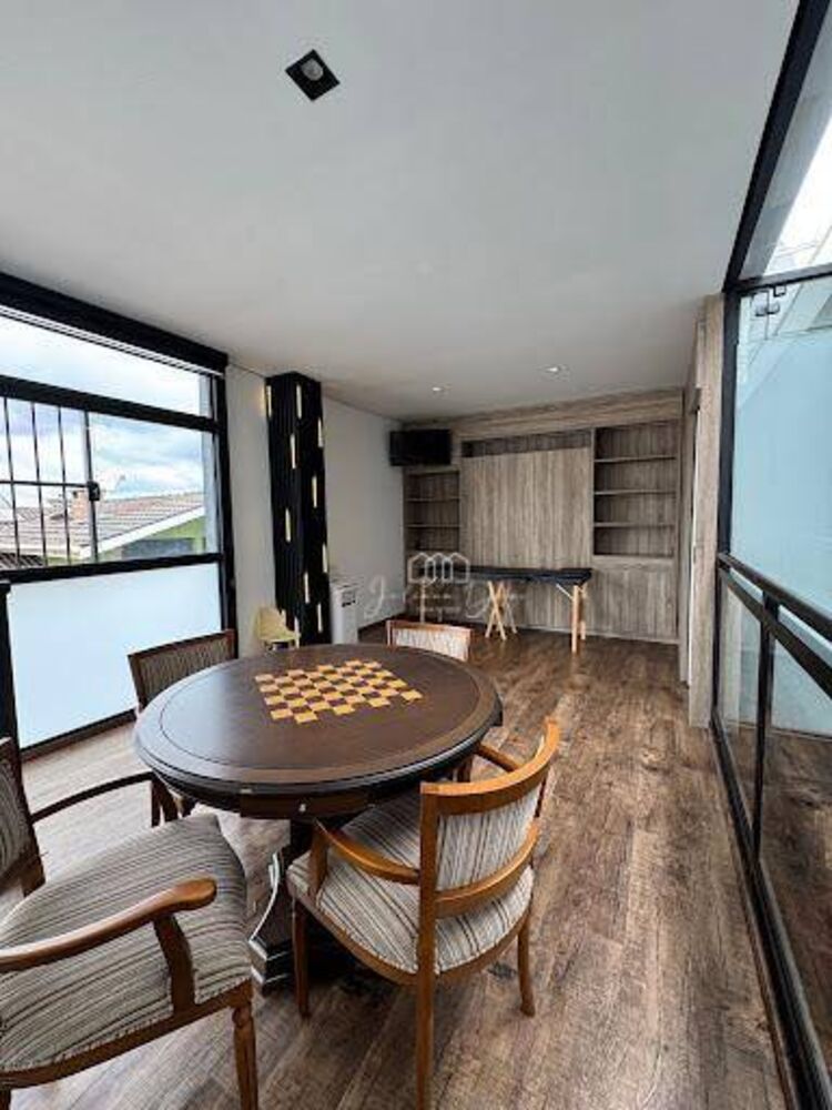 Sobrado, 4 quartos, 175 m² - Foto 2